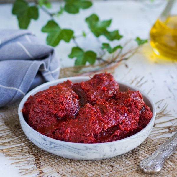 Tatlı Biber Salçası