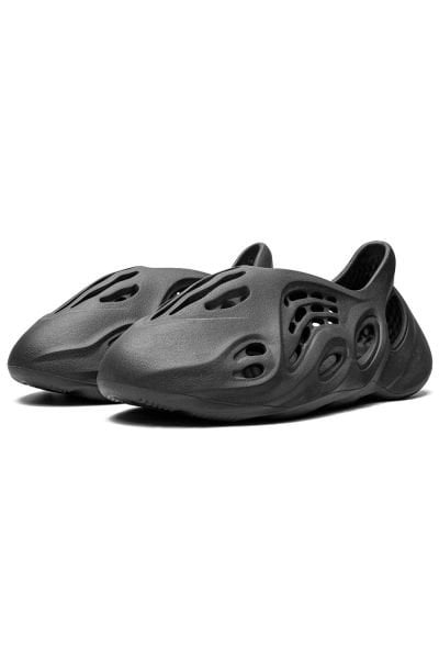 Adidas Black Yeezy Foam RNNR A101