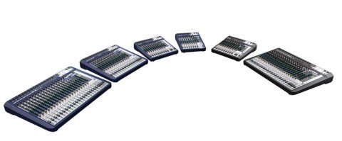 Soundcraft Signature 22 Çift Efektli 22 Kanal Analog Mikser