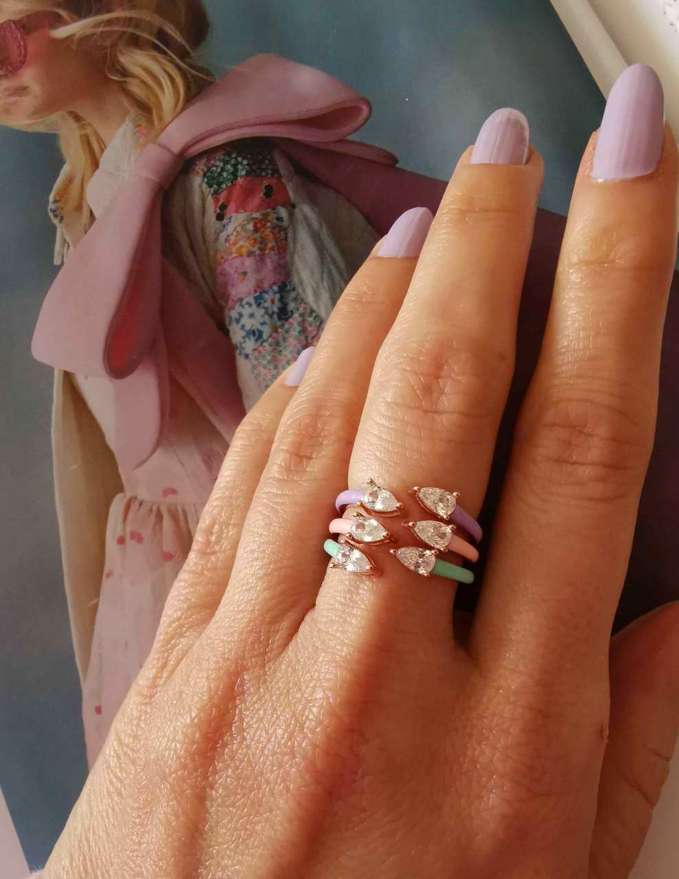 Pastel Mineli İki Taş Yüzük