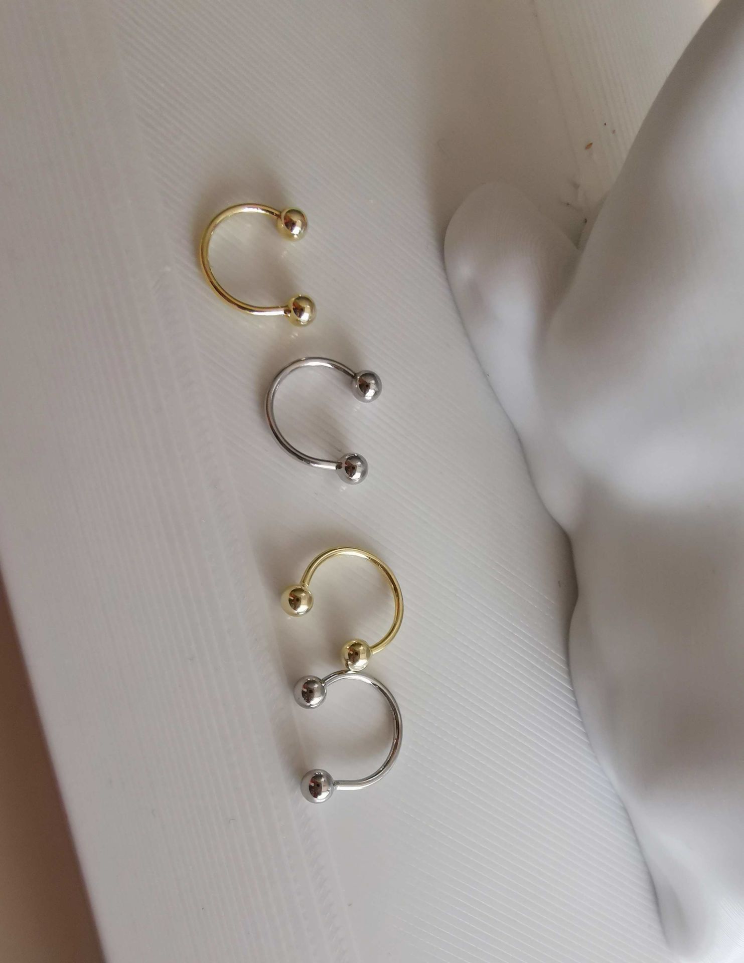 925 Ayar Gümüş Kıkırdak ve Tragus Piercingleri