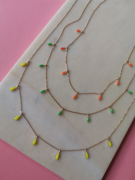 Neon Sarı Mineli Damla Kolye