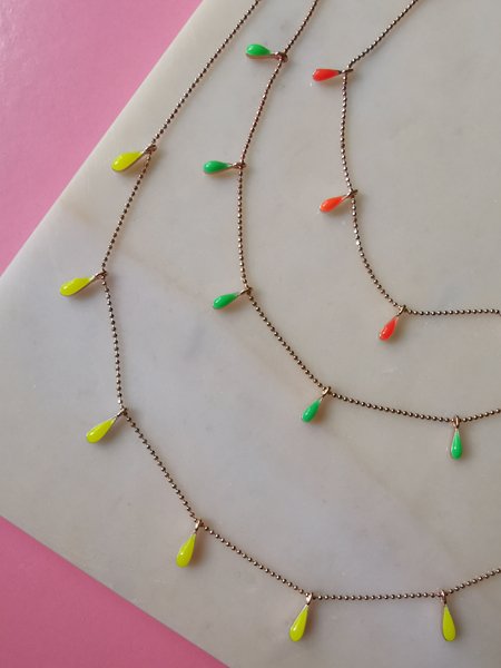 Neon Sarı Mineli Damla Kolye