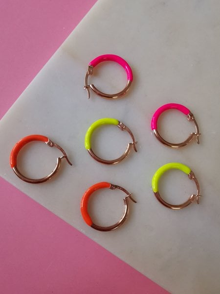 Neon Mineli Halka Küpe 2 cm. TEK