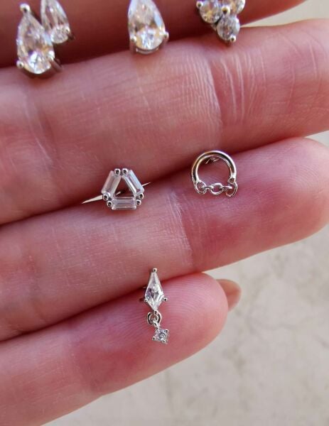 925 Ayar Gümüş Kıkırdak ve Tragus Piercingleri
