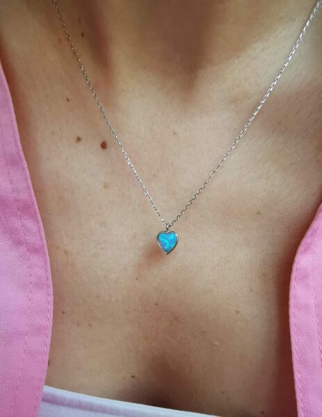 Açık Mavi Opal Taşlı Kalp Kolye