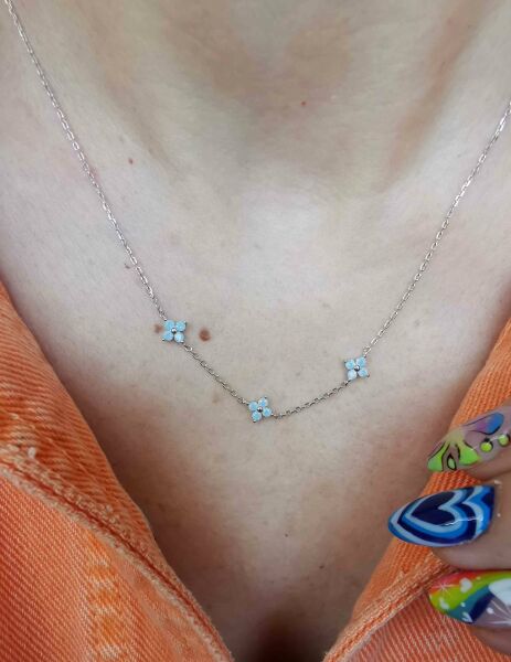 Üçlü Pudra Mavi Opal Taşlı Yonca İthal Kolye