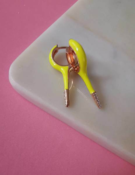 Neon Sarı Mineli Uzun Kurşun Küpe-İthal TEK