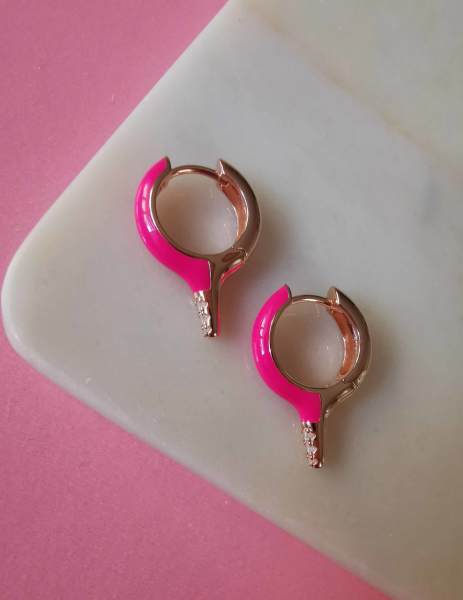 Neon Pembe Mineli Kısa Kurşun Küpe-İthal TEK