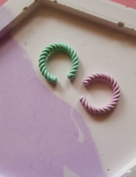Burgu Pastel Mineli Earcuff