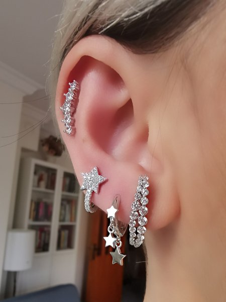 Üç Yıldız Sallantılı Halka Küpe 1,3 cm-İthal TEK