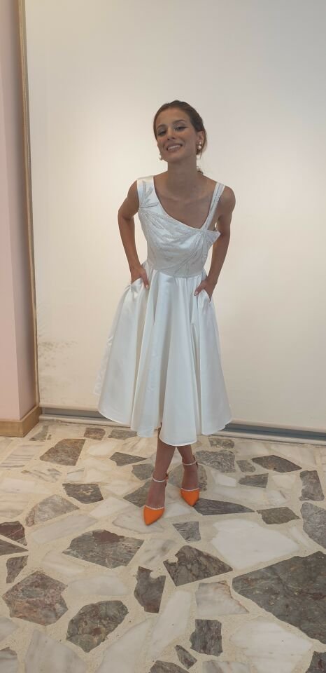 Tasarım Tek Omuz Detaylı Beyaz Midi Nikah& After Party&Mezuniyet Elbisesi