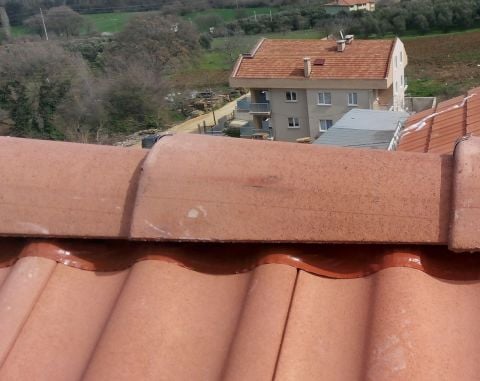 UZMAN BETON KİREMİT  ( KIRMIZI YÜZEY KAPLAMALI)