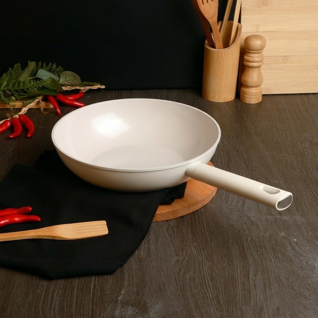 İndüksiyon Tabanlı Wok Tava - Silikon Saplı - 28 cm - Belariva - Easy Cook
