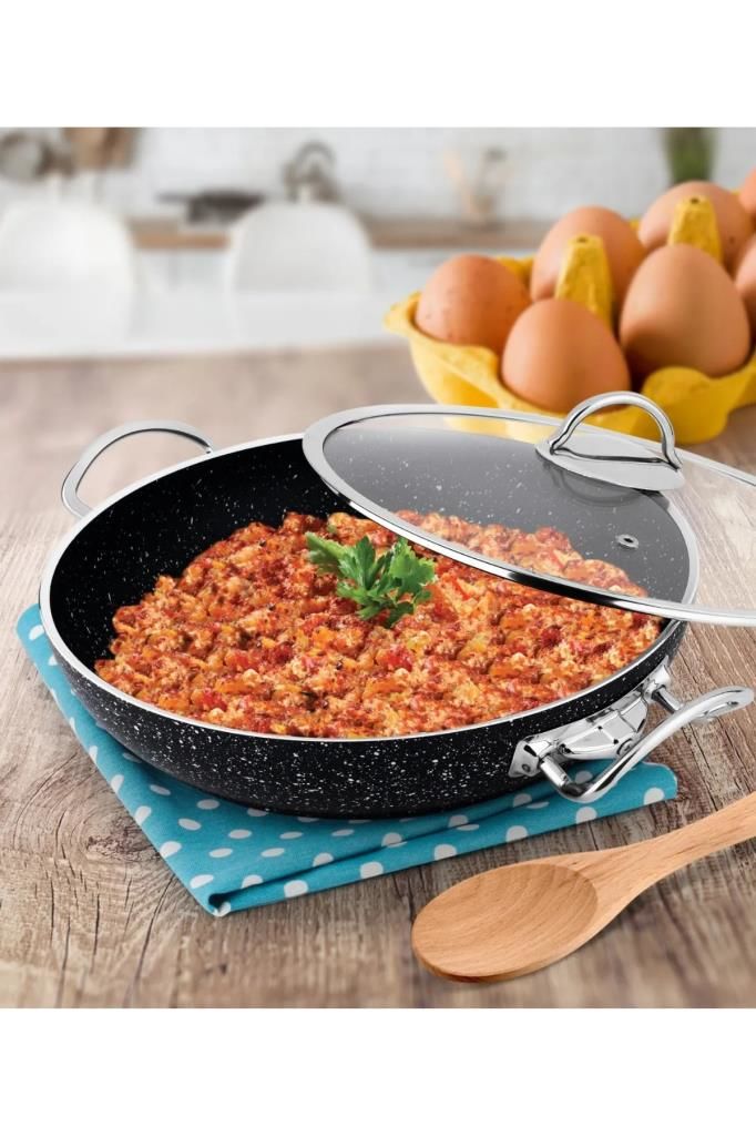 Lines Menemen Aşkı Cam Kapaklı Siyah Granit Tava 24 Cm