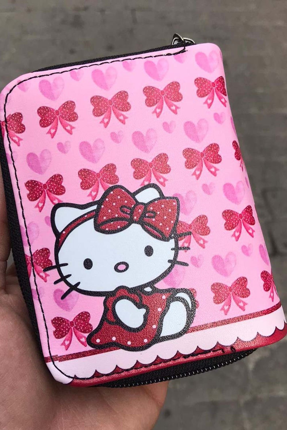 Hello Kitty Kurdeleli Kolaj Kısa Cüzdan