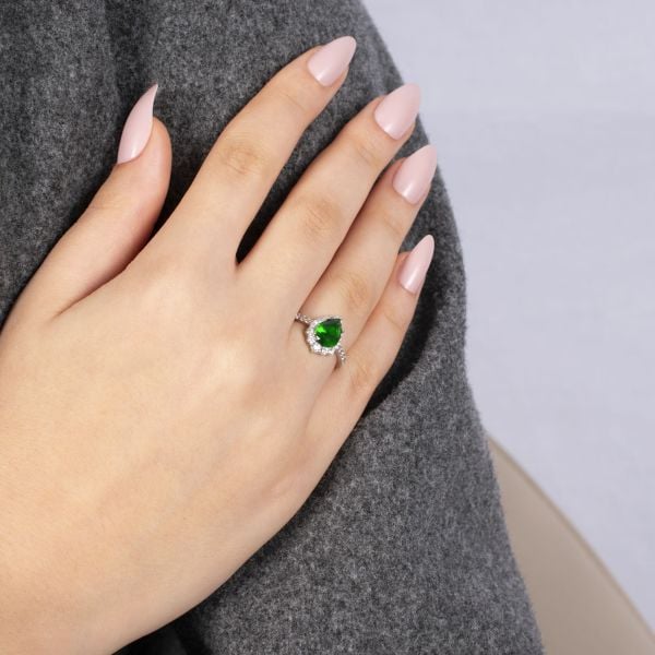 Nur Silver Damla Kesim Yeşil Taşlı Gümüş Yüzük - NUR-YK00331