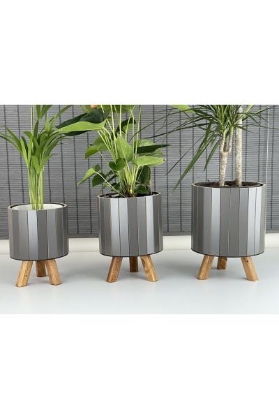 Bahçem Ayaklı Ahşap 3'lü Dekoratif Yuvarlak Saksı Seti Antrasit İç Saksılı Uslu Ticaret Tasarımı