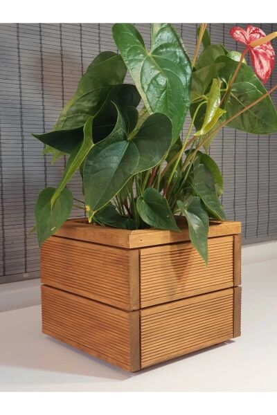 Dekoratif Kare  Ahşap Saksı 25x21cm 1.Sınıf İthal Çam Teak İç Saksılı