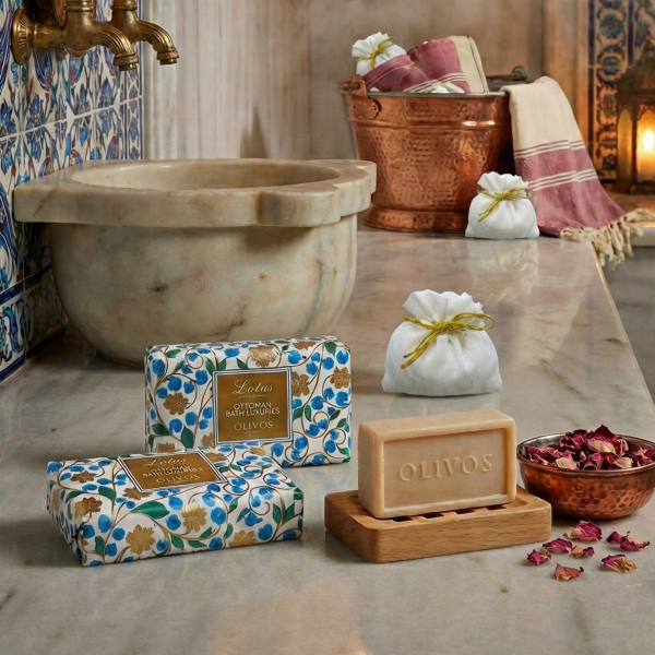 Olivos Osmanlı Serisi Lotus Hediye Seti: 2 x 250 gr Katı Sabun + 2 x 100 gr Granül Sabun