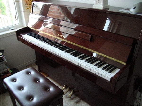 Kawai KX 10 MH P Upright Akustik Duvar piyanosu