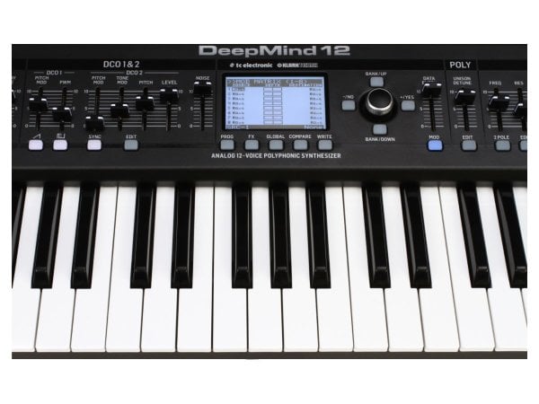 Behringer Deepmind 12 WİFİ özellikli 49 Tuş Synthesizer