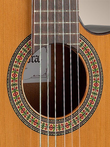 Alhambra MOD3C-CW-E1 Cutaway Elektro Klasik Gitar