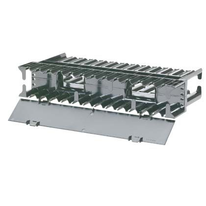 Panduit® NetManager® Yatay Kablo Manager maliyet-etkin bir biçimde düzenler ve herhangi bir standart EIA 19in (483mm), kabin veya dolap içinde bakır ve fiber ağ kabloları korur. Daha az bükülme ve kırılmaların Superior bükülme yarıçapı kontrol olmasını sa