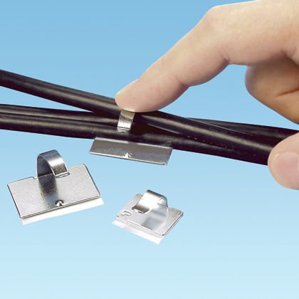 Metal yapıştırıcı kordon klip, .62'' (15.8mm) demet, 100 adet. Paket miktarı destek.