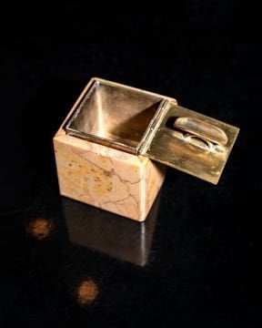 İtalyan Mermer ve Pirinç Kültablası