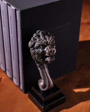 Lion Head Book Holder