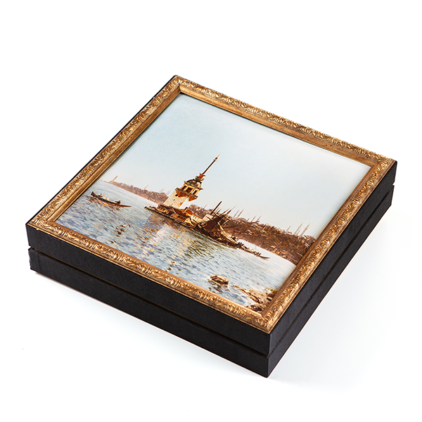 Kız Kulesi Tablolu Çerçeveli Çikolata Kutusu 33x33.5x8.5cm