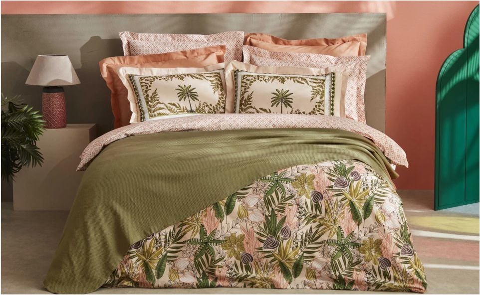 Karaca Home Afzelia Çift Kişilik Percale Nevresim Pike Hediyeli Takım Pudra