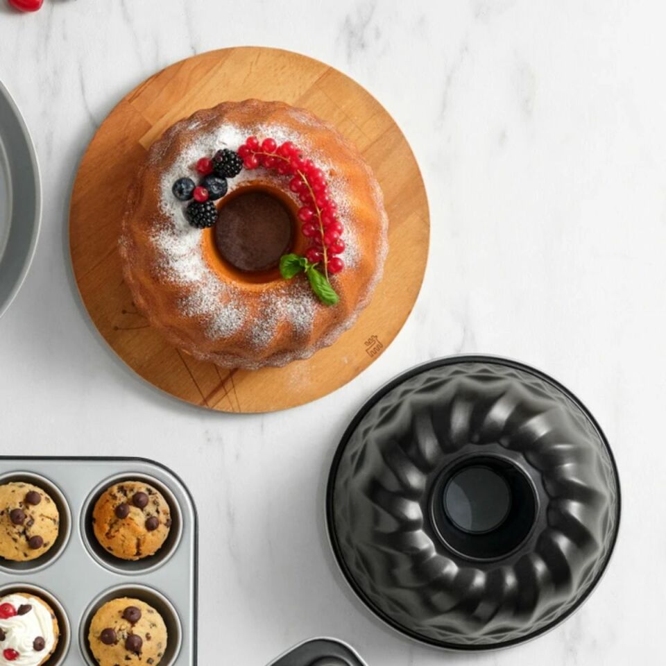 Karaca Silver Elegance Savarin Kek Kalıbı 23 cm