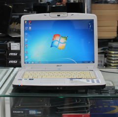 ACER 5920G 15.4'' CORE 2 DUO T7500 8600M GS 4GB DDR2 120GB SSD Notebook