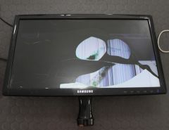 Kırık Samsung S19C150F 18.5 inc Led Monitör Hurda Arızalı Ekran Kırık PUY34500