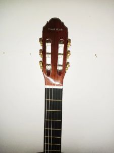 Tonal HDG101 4/4 Masif Klasik Gitar Sap Çelikli ve Naturel Renk