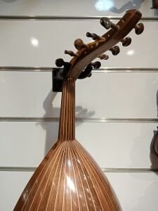 Walnut Boat Intermediate Oud