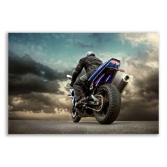 Bulut ve Gökyüzü Altında Motorsiklet Tablosu - VHC101