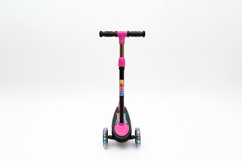 SWING Işıklı 3 Teker Çocuk Scooter (3+ Yaş)