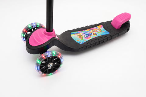 SWING Işıklı 3 Teker Çocuk Scooter (3+ Yaş) Pembe