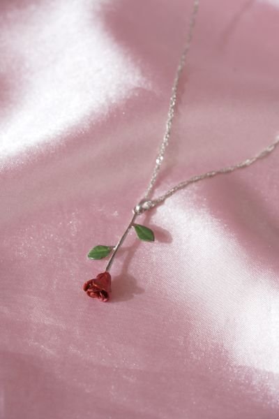 Red rose necklace beauty and the beast discount