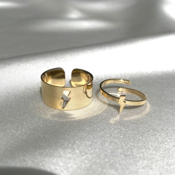 Couple cheap rings lightning