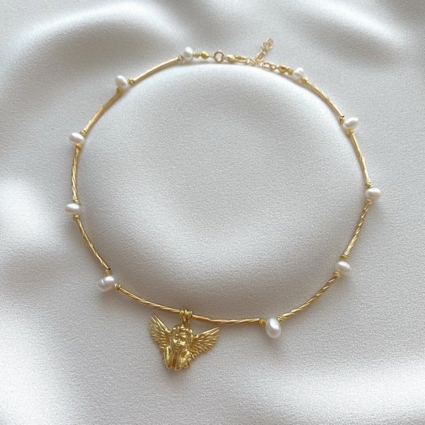 Angel choker deals
