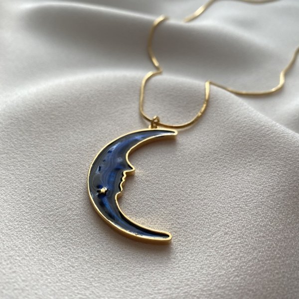 Crescent pendant necklace deals