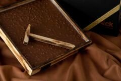 Sütlü Antep Fıstıklı Beyoğlu Çekiçli Çikolata 1000 gr