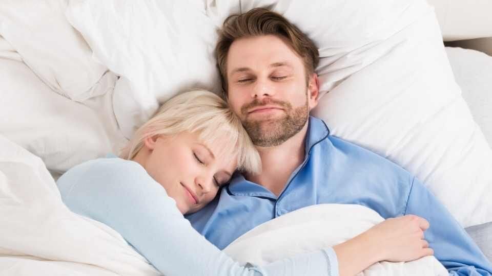 Sert Yatak Mı? Yumuşak Yatak Mı? Hangi Yatağı Seçmeliyiz? Doğru Yatak Seçimi