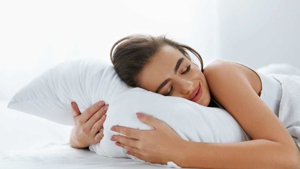 Yatakta Rahat Uyumanın Sırrı: Doğru Yastık Seçimi / Rahatlamanın Reçetesi