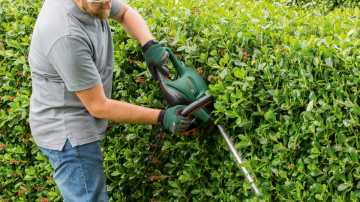 Bosch Çit Kesme Makinesi UniversalHedgeCut 70 - 06008C0903