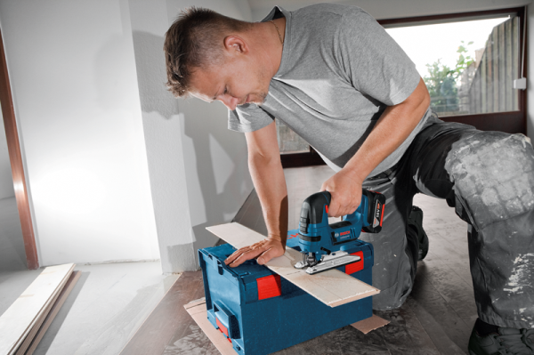 Bosch Gst 18 V-Lı B Akülü Dekupaj Testere - 06015A6103